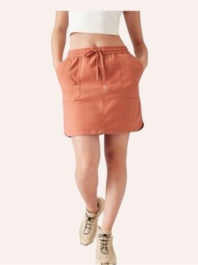 Athleta Farallon Skirt Orange Size Medium Drawstring Elastic Waist